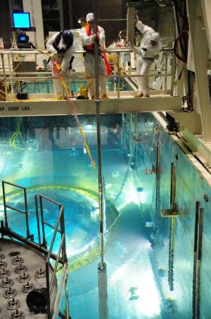 Refuel pools at PVNGS