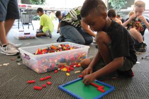 Kid's College, LEGO class